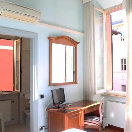 Ospitalita Collicola بيت ضيافة 4*